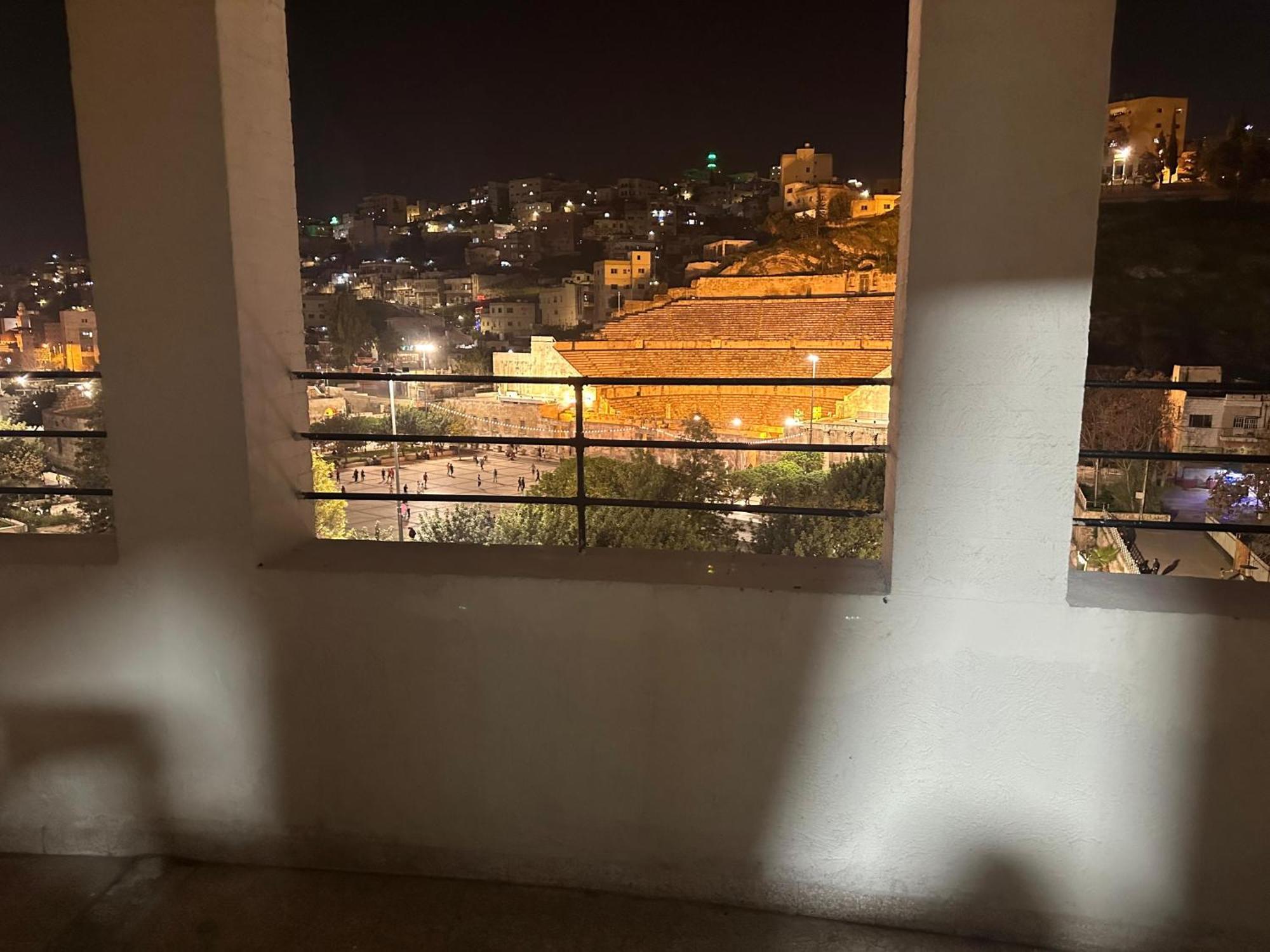 Conord Hotel Amman Esterno foto