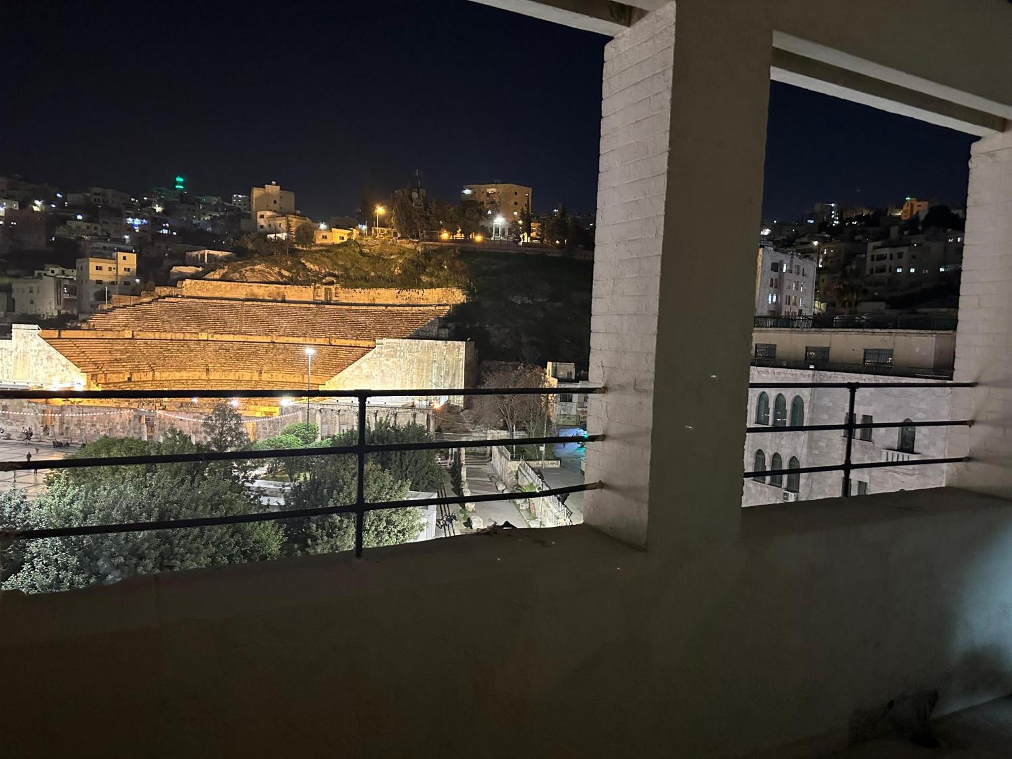 Conord Hotel Amman Esterno foto